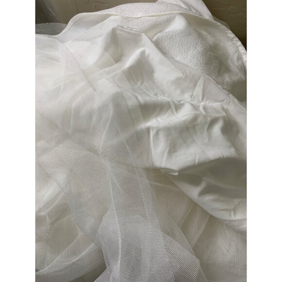 Torrid Ivory Jacquard Sweetheart Wedding Bride Gown Size 18 RZ10402 New Corset - Picture 15 of 16